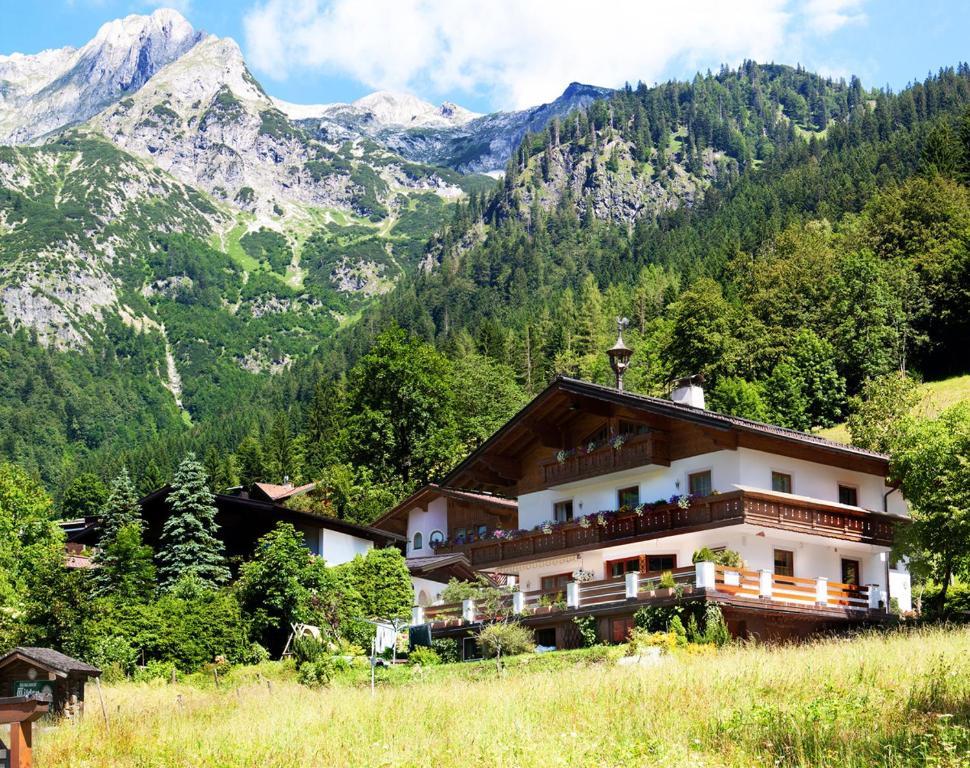 Ferienhaus Rosi Занкт-Мартін-ам-Тенненґебірґе Номер фото